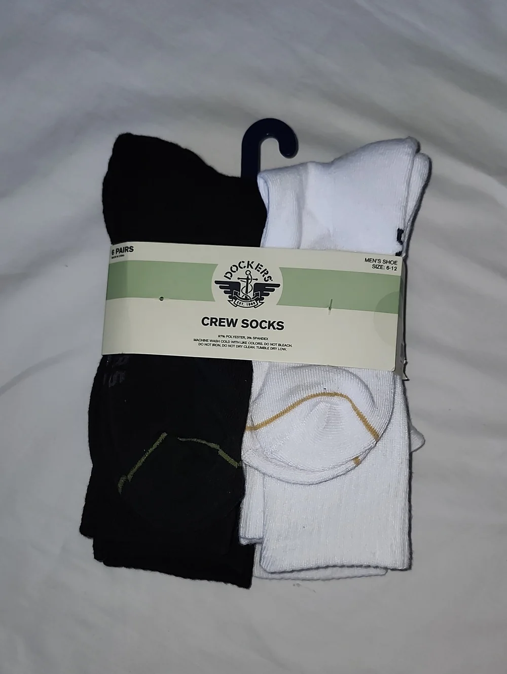 Dockers Men's Cushioned Crew Socks Black White 6 Pairs NWT Fits Size 6-12
